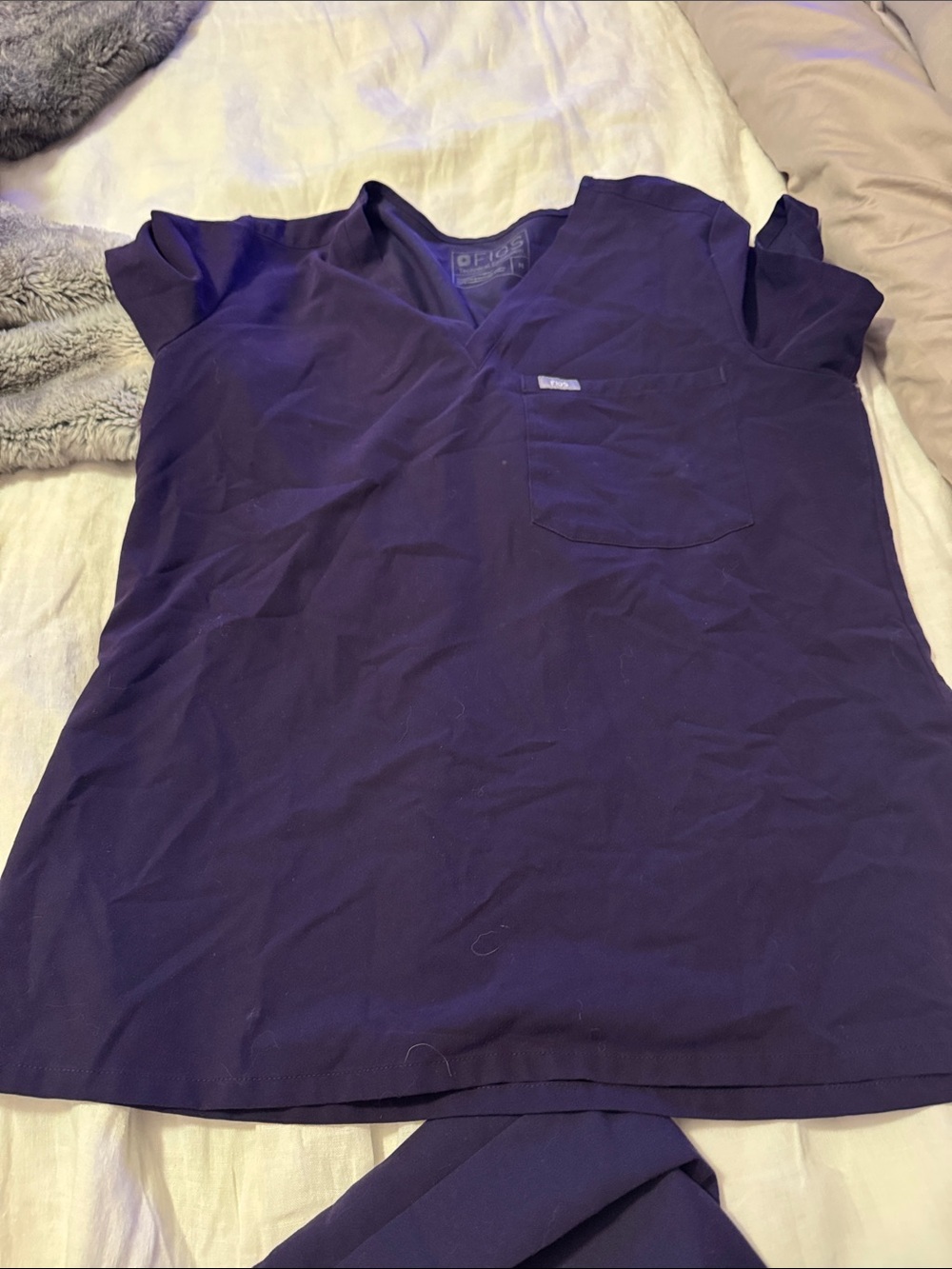 Figs Women's Short Sleeve V-Neck Top in Deep Purple